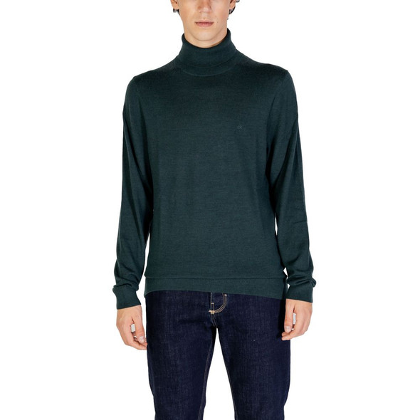 Green Wool Turtleneck Green Wool Turtleneck