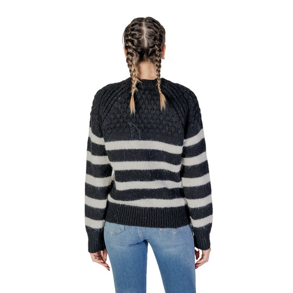 Only Black And White Recycled Polyester Sweater Only Black And White Recycled Polyester Sweater