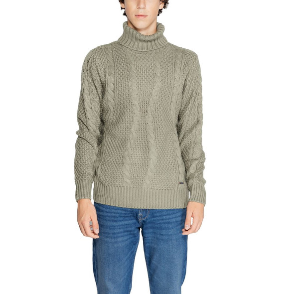 Green Polyester Sweater Green Polyester Sweater