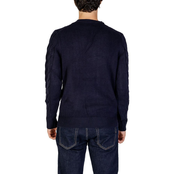 Blue Marabou Sweater HA15662400010RO Blue Marabou Sweater HA15662400010RO