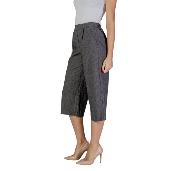 Vero Moda Black And White Polyester Cropped Pant Vero Moda Black And White Polyester Cropped Pant