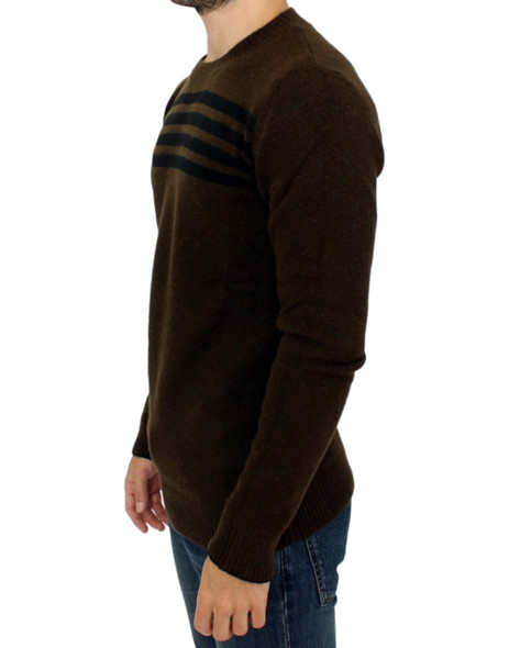 Brown striped crewneck sweater Brown striped crewneck sweater