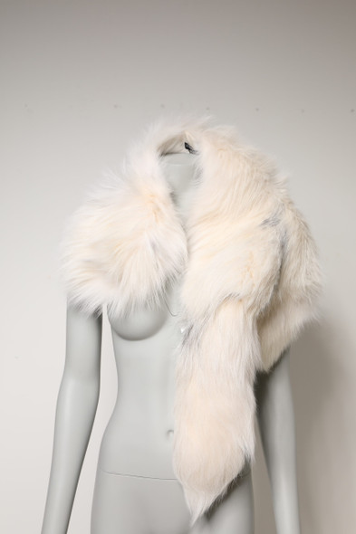 Dolce & Gabbana White Fox Fur Neck Wrap Warmer Winter Scarf MS7122 Dolce & Gabbana White Fox Fur Neck Wrap Warmer Winter Scarf MS7122