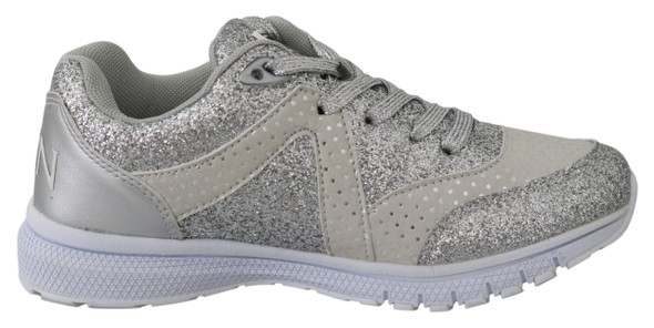 Chic Silver Runner Jasmines Sneakers Chic Silver Runner Jasmines Sneakers
