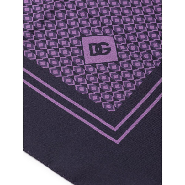 Dolce & Gabbana Purple Silk Pocket Square Dolce & Gabbana Purple Silk Pocket Square