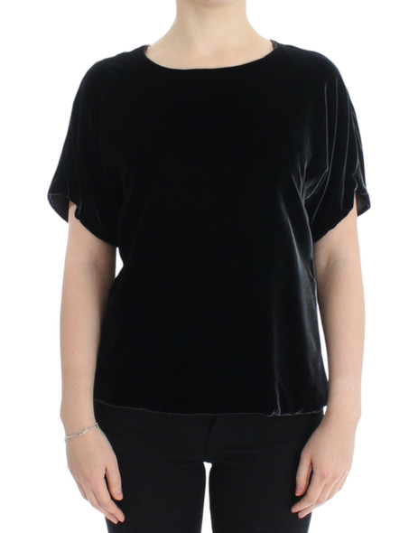 Black velvet shortsleeved blouse Black velvet shortsleeved blouse