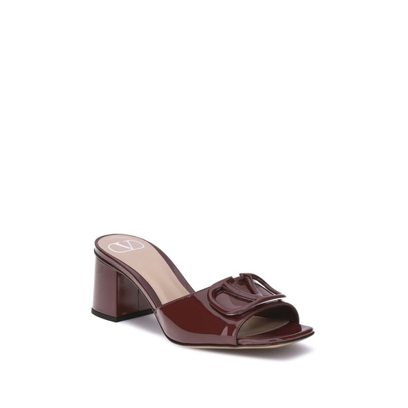 Valentino Garavani Vlogo slide Sandals VA7W2S0HA6TMKAFDBB Valentino Garavani Vlogo slide Sandals VA7W2S0HA6TMKAFDBB