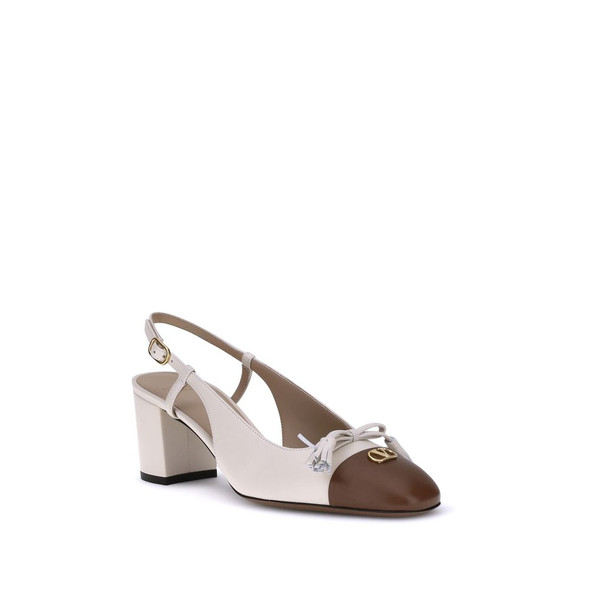 Valentino Garavani Valet Du Roi Pumps Valentino Garavani Valet Du Roi Pumps