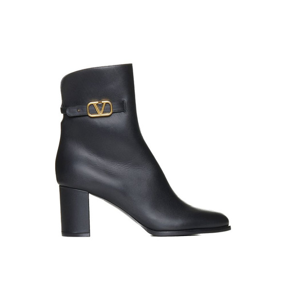 VLogo Signature Leather Boots VLogo Signature Leather Boots