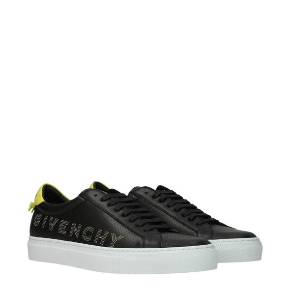 Givenchy Black Leather Low Tops Givenchy Black Leather Low Tops