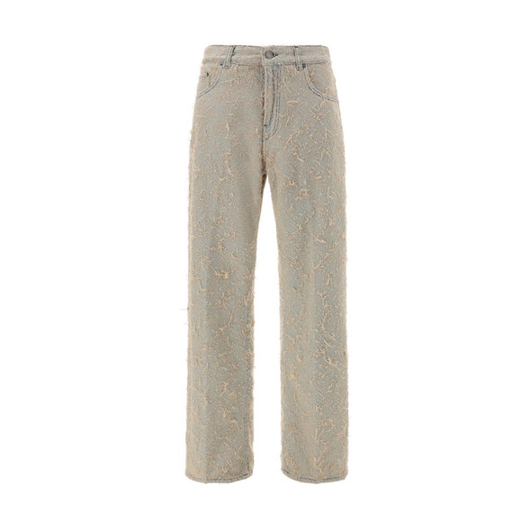 Jeans with pilling effect Jeans with pilling effect