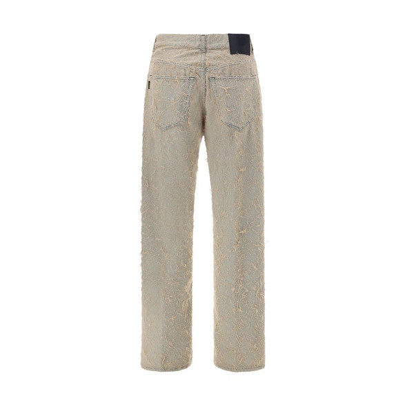 Jeans with pilling effect Jeans with pilling effect