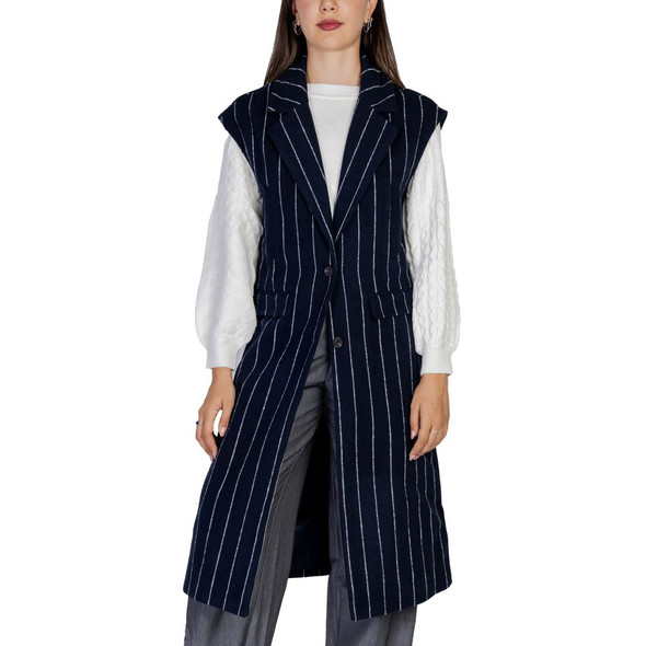 Blue Polyester Sleveless Jacket Blue Polyester Sleveless Jacket