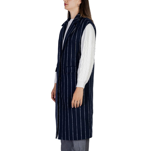Blue Polyester Sleveless Jacket Blue Polyester Sleveless Jacket