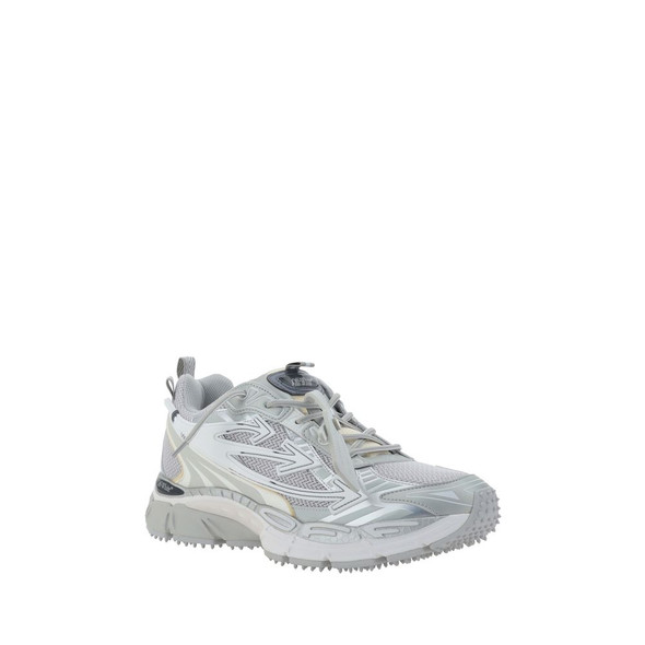Be Right Back Sneakers Be Right Back Sneakers