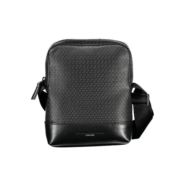 Elegant Black Shoulder Bag with Contrasting Accents Elegant Black Shoulder Bag with Contrasting Accents