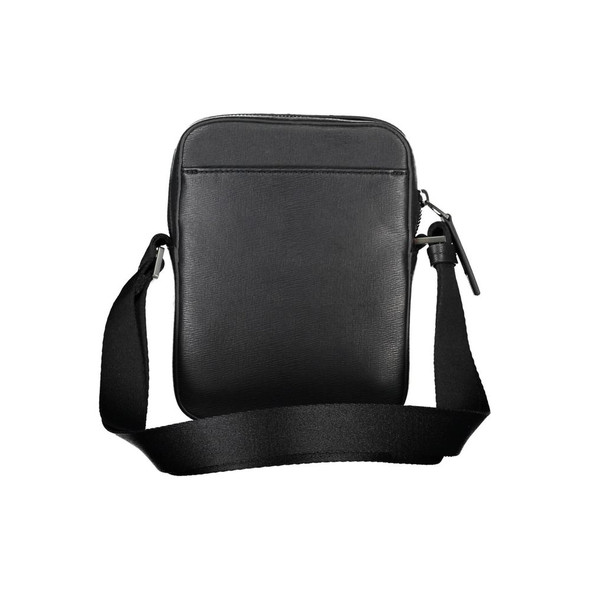 Elegant Black Shoulder Bag with Sleek Detailing Elegant Black Shoulder Bag with Sleek Detailing
