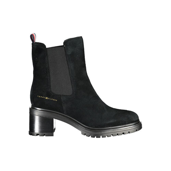 Chic Ankle Boots with Sleek Heel Chic Ankle Boots with Sleek Heel