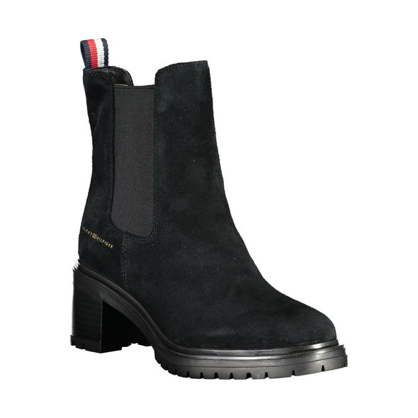 Chic Ankle Boots with Sleek Heel Chic Ankle Boots with Sleek Heel