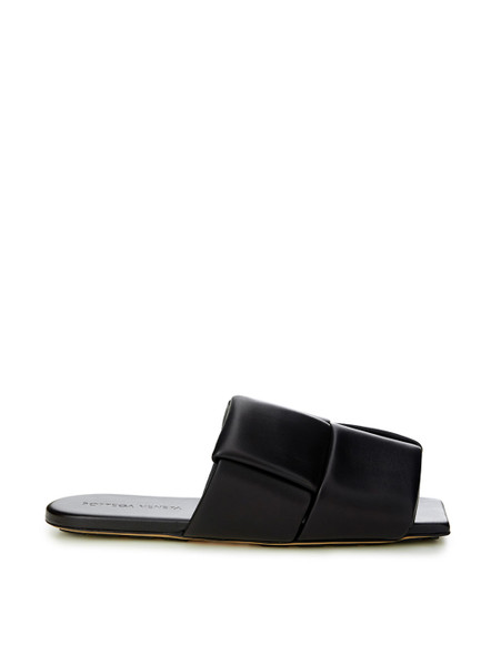 Elegant Black Leather Sandals Elegant Black Leather Sandals