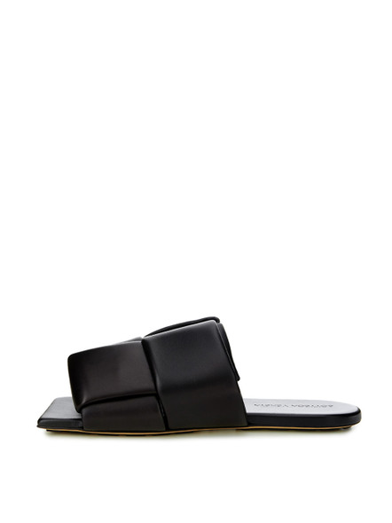 Elegant Black Leather Sandals Elegant Black Leather Sandals