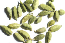 Green Cardamom Pods - Certified Organic