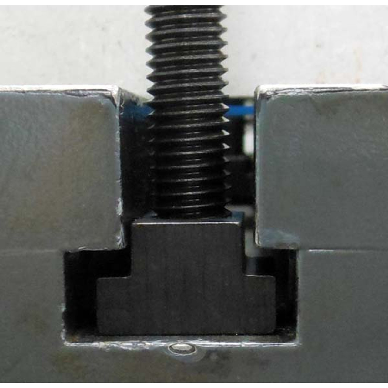 83-047-016      1-1/16 x 1"-8 T-SLOT NUT- TE-CO