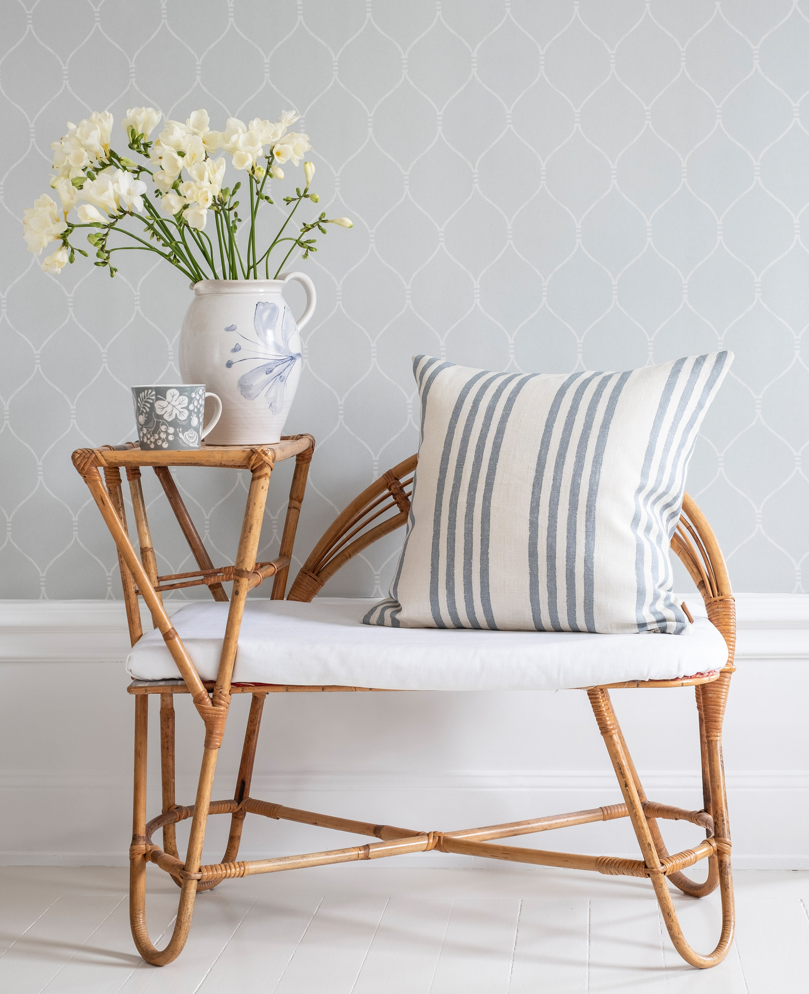 Eggshell Blue Diamond Trellis Hamptons Wallpaper Littlephant Espalier