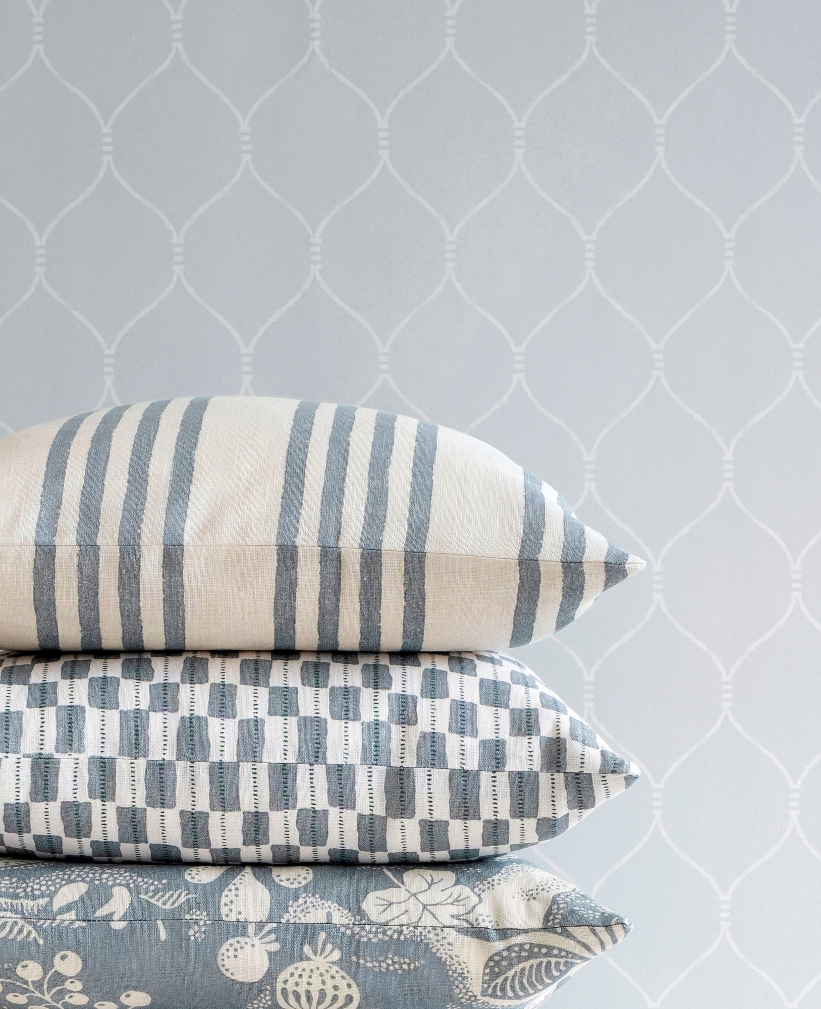 Eggshell Blue Diamond Trellis Hamptons Wallpaper Littlephant Espalier