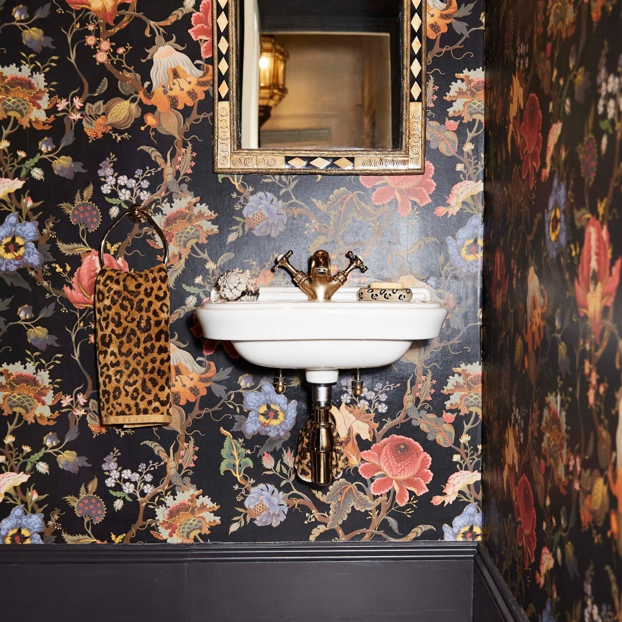 House Of Hackney Artemis Black Floral Wallpaper 1 Wa Art Di Azu Xxx 004 Wa Art Di Blk Xxx 004 House Of Hackney Artemis Black Floral Wallpaper 1 Wa Art Di Azu Xxx 004 Wa Art Di Blk Xxx 004
