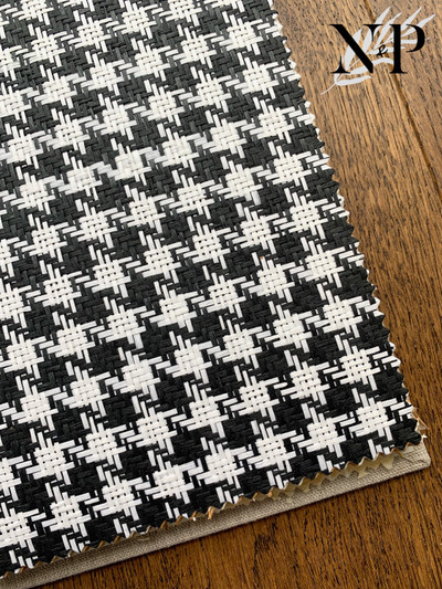 Houndstooth Weave - Black / White