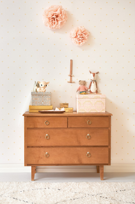 Holly - White / Gold Holly - White / Gold