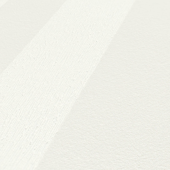 Striation - Cream / White