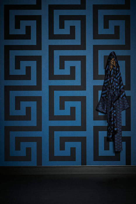 Versace Textured Maze - Gunmetal