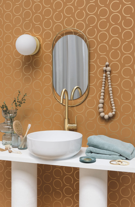 Around The Clock - White / Gold