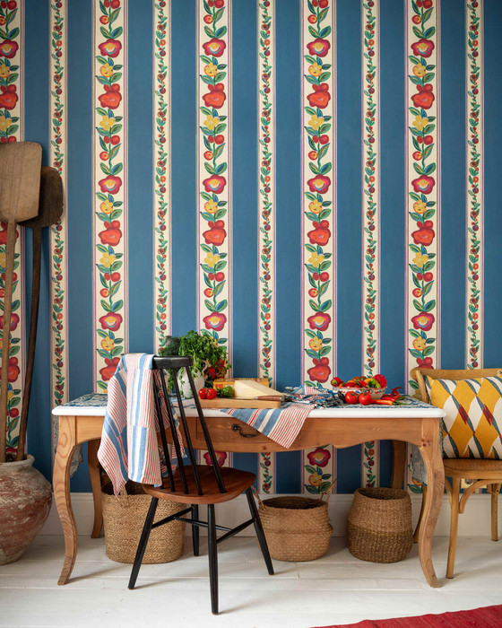 Dainty Flowering - Golden