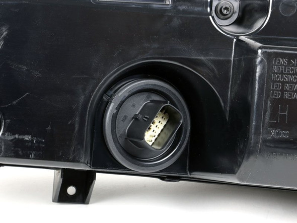 Chevrolet Clear Z06 Driver Side Tail Light :: 2014-2019 C7 Corvette