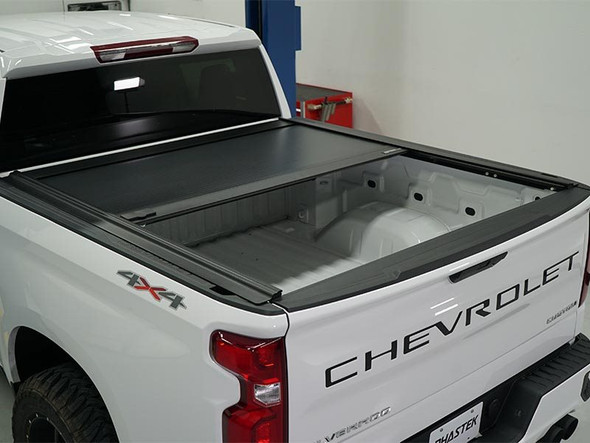 Retrax PowertraxONE MX Retractable Bed Cover, STD Rails W/OUT Stake Pockets :: 2014-2018 Silverado 1500 5.9ft Bed