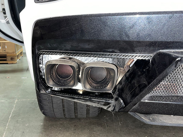 EOS Rear Diffuser Exhaust Bezels, Carbon Fiber :: 2020, 2021, 2022, 2023 C8 Corvette