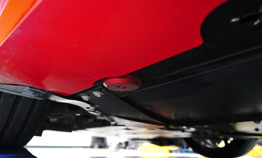 ZL1 Addons Lift Pads Red