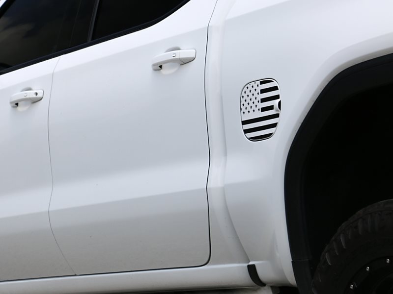 Phastek American Flag Fuel Door Overlay :: 2019-2021 GMC Sierra 1500