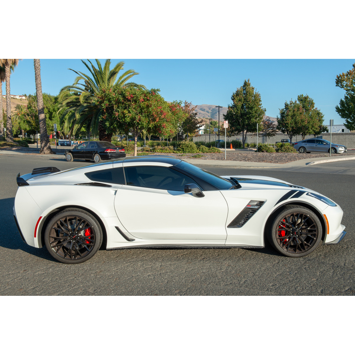 Miniature Chevrolet Corvette C7 Z06 - Kentucky Legend - Échelle 1/43 - Résine - Stance