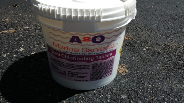 Chlorine Giant Tablets 25 Pound Container
