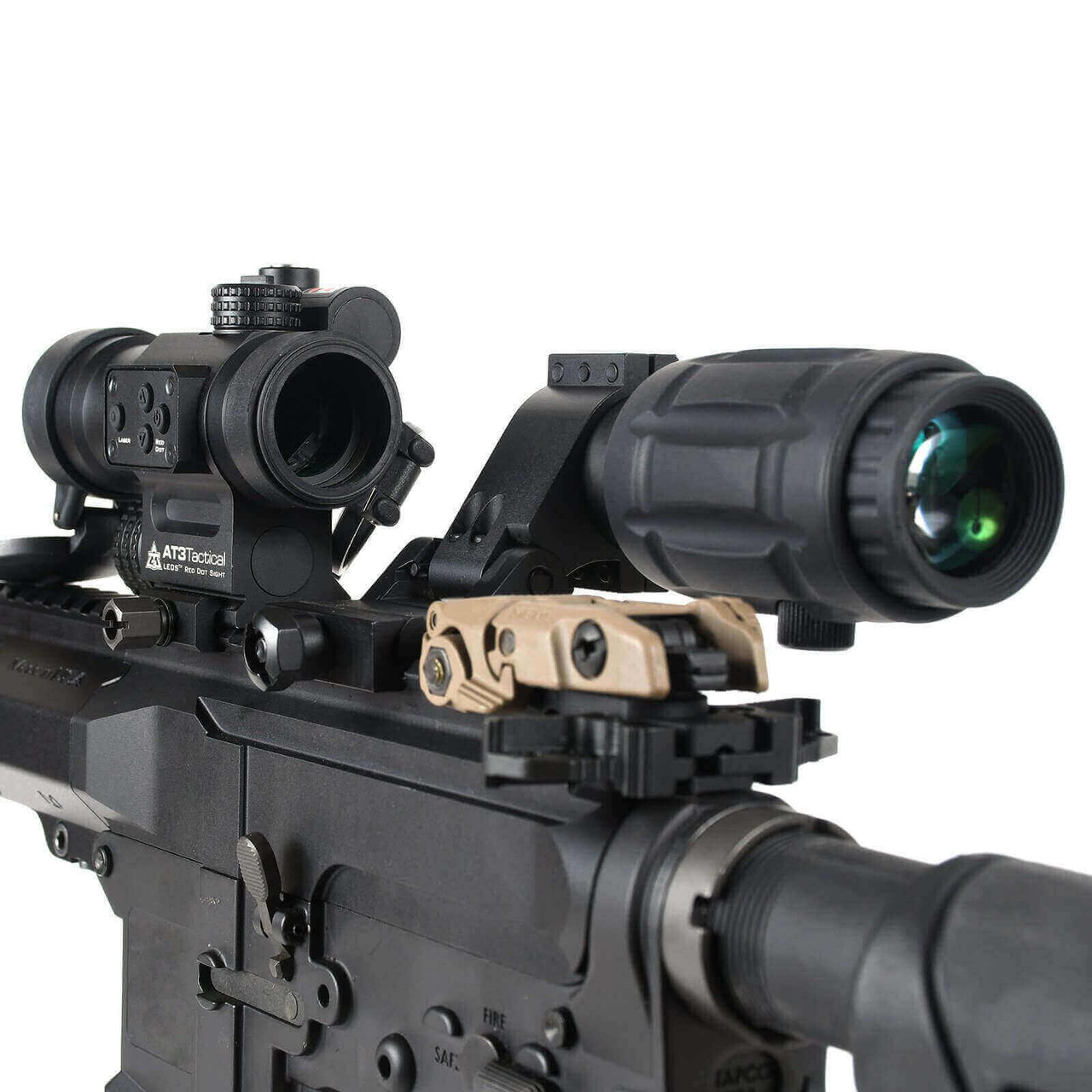 AT3™ RRDM Red Dot Magnifier w/ 3x Flip to Side Mount