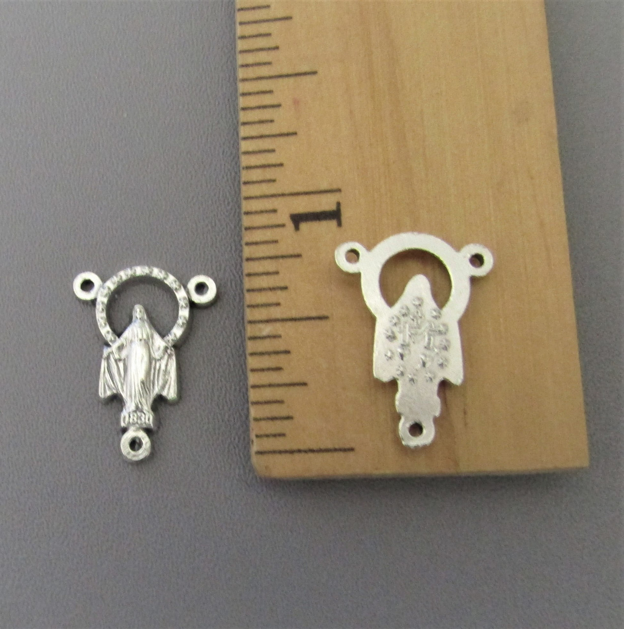 Miraculous Center Silouhette ~ Lot 3