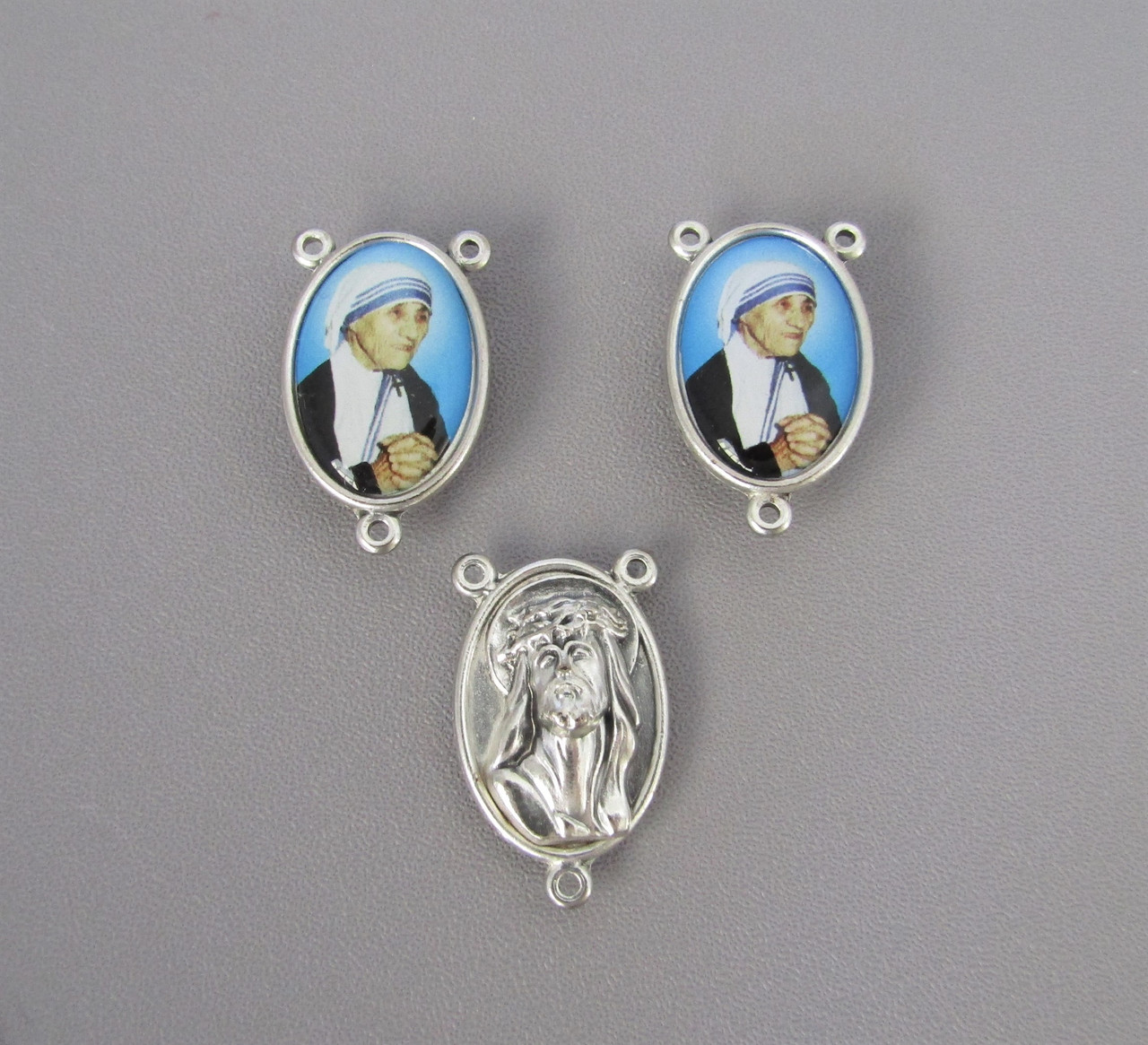 Saint Mother Teresa Center Large - Lot 3