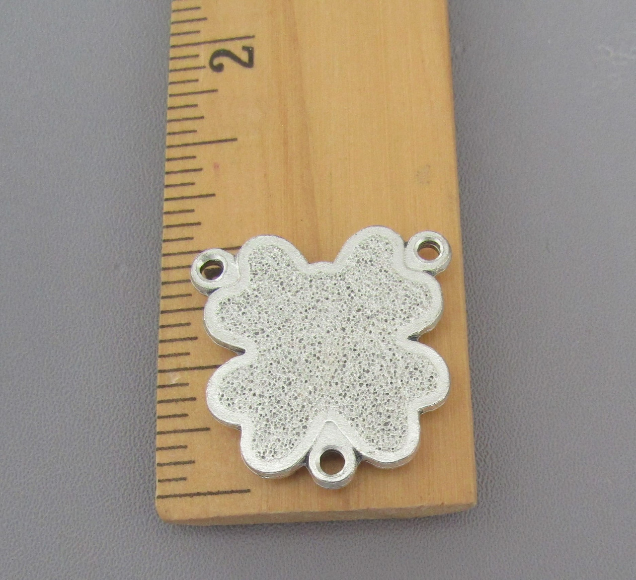 Madonna Shamrock Rosary Center*