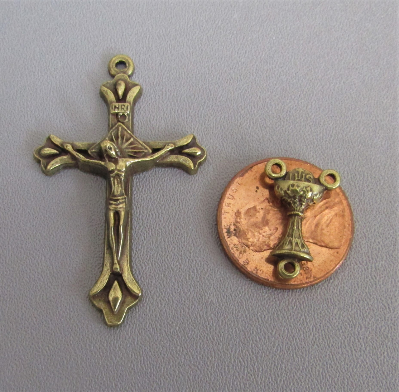 Rosary CENTER & CRUCIFIX Set First 1st Communion BRONZE