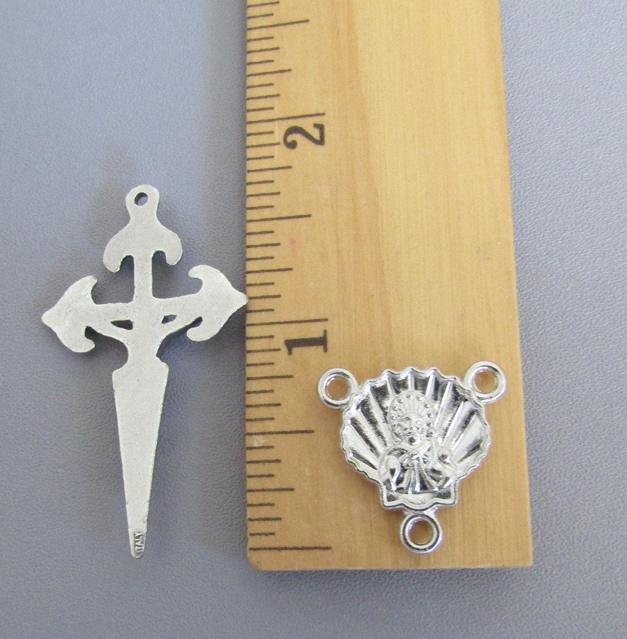  Rosary CENTER & CRUCIFIX St JAMES Camino de Santiago 
