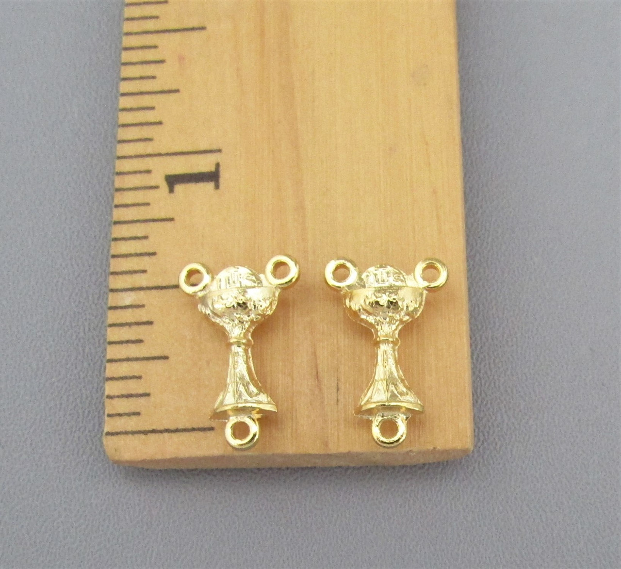 Communion Chalice Center SMALL Gold -Lot 6